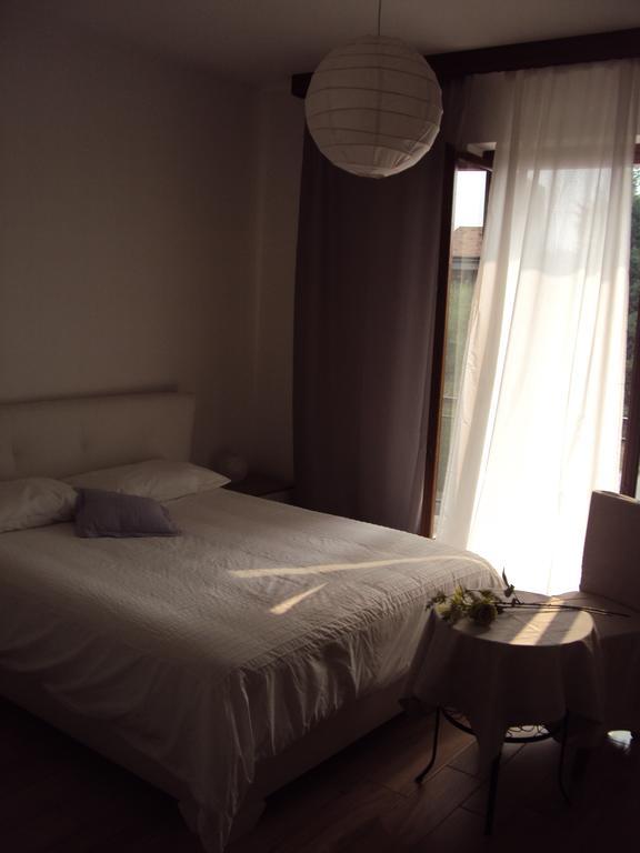 B&B Rosa Del Garda Лацизе Номер фото