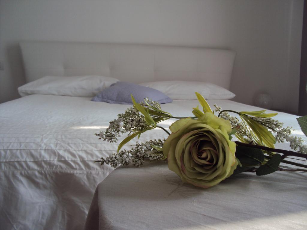 B&B Rosa Del Garda Лацизе Номер фото